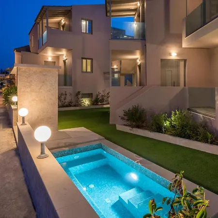 Aegean Breeze Luxury Next To The Sea Apart Otel