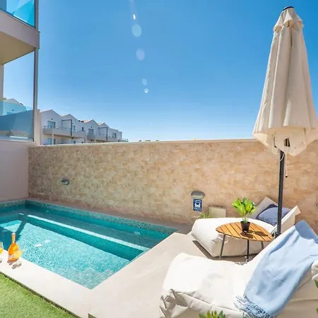 Aegean Breeze Luxury Next To The Sea Maleme