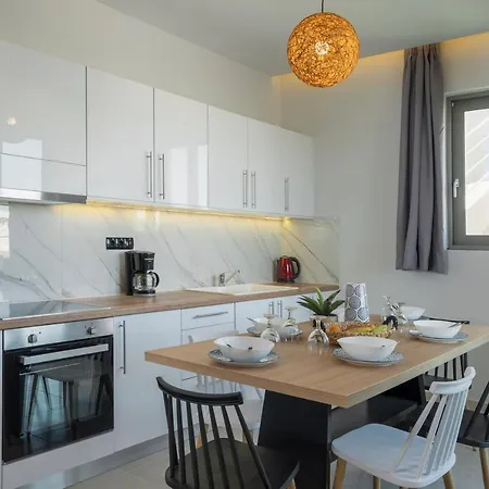 Aegean Breeze Luxury Next To The Sea Μάλεμε