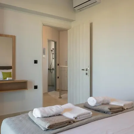 Aegean Breeze Luxury Next To The Sea * Μάλεμε