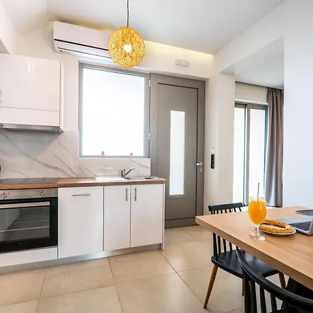Aegean Breeze Luxury Next To The Sea Ξενοδοχείο με διαμερίσματα Μάλεμε