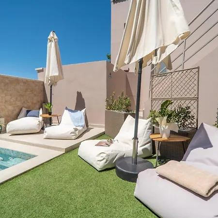 Aegean Breeze Luxury Next To The Sea Ξενοδοχείο με διαμερίσματα *